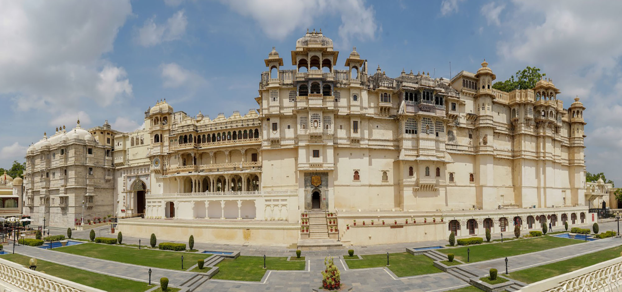 Taj mahal with Rajasthan tour